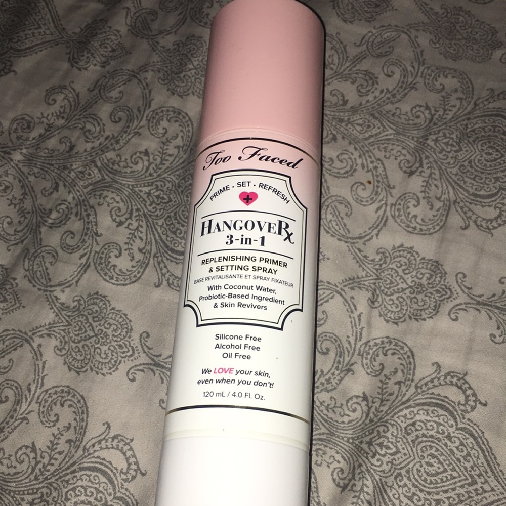 Makeup bundle - Picture 4 of 6